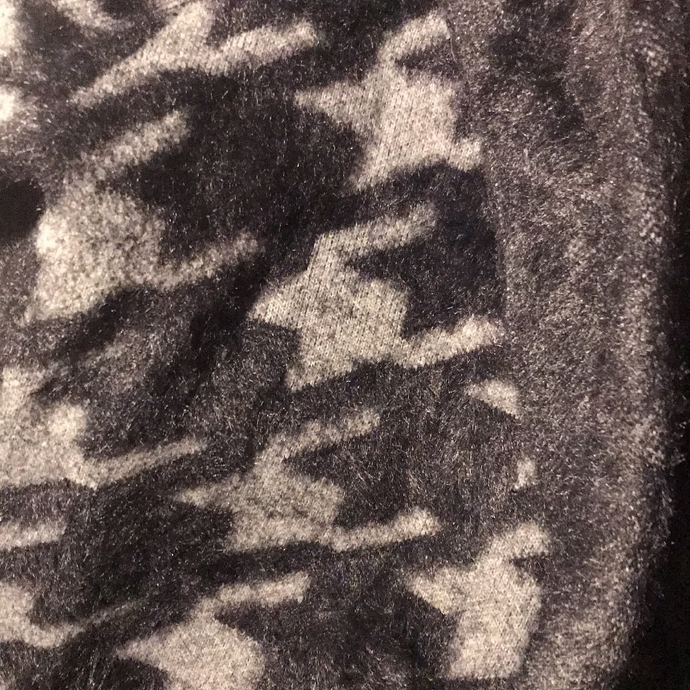 Coat - Picture 6 of 6